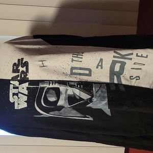 (3 items for $20 bundle)Star wars Disney long sleeve tshirt